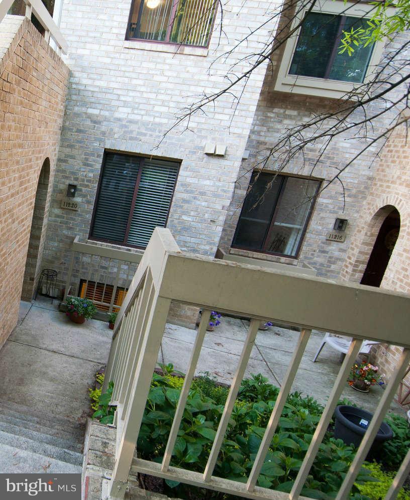 11220 Beaver Trail Court, Unit 7 Reston, VA 20191 - Photo 2 of 14 Exterior (Front)