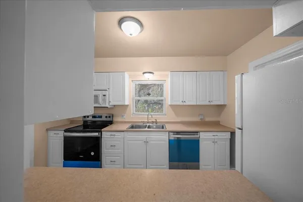 $249,900 | 2810 Southeast Lake Weir Avenue, Ocala, FL 34471