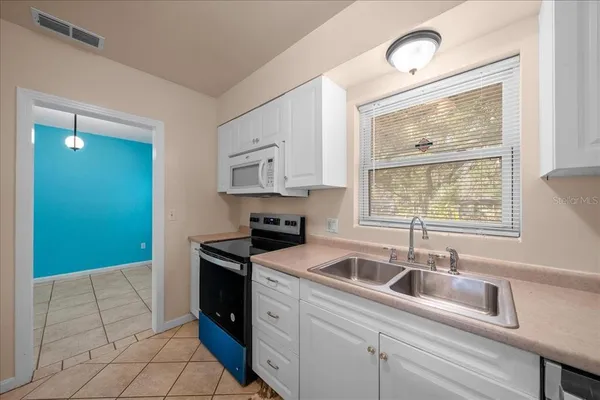 $249,900 | 2810 Southeast Lake Weir Avenue, Ocala, FL 34471