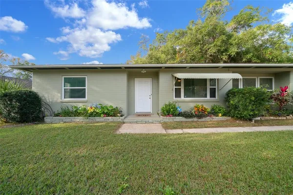 $249,900 | 2810 Southeast Lake Weir Avenue, Ocala, FL 34471