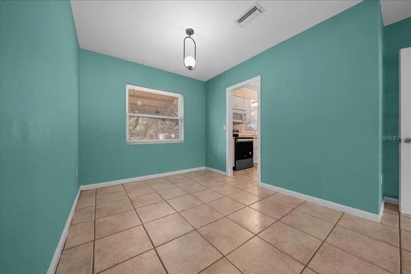 $249,900 | 2810 Southeast Lake Weir Avenue, Ocala, FL 34471