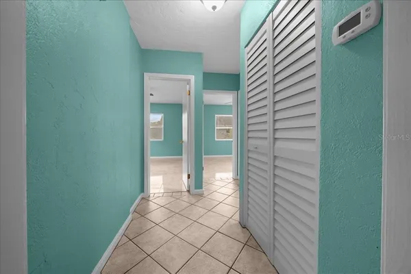 $249,900 | 2810 Southeast Lake Weir Avenue, Ocala, FL 34471
