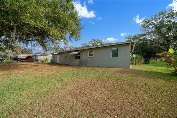 $249,900 | 2810 Southeast Lake Weir Avenue, Ocala, FL 34471