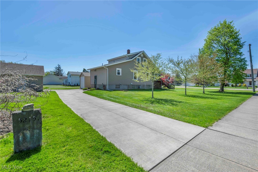 5215 Jaycox Road North Ridgeville, OH 44039 - Photo 38 of 50