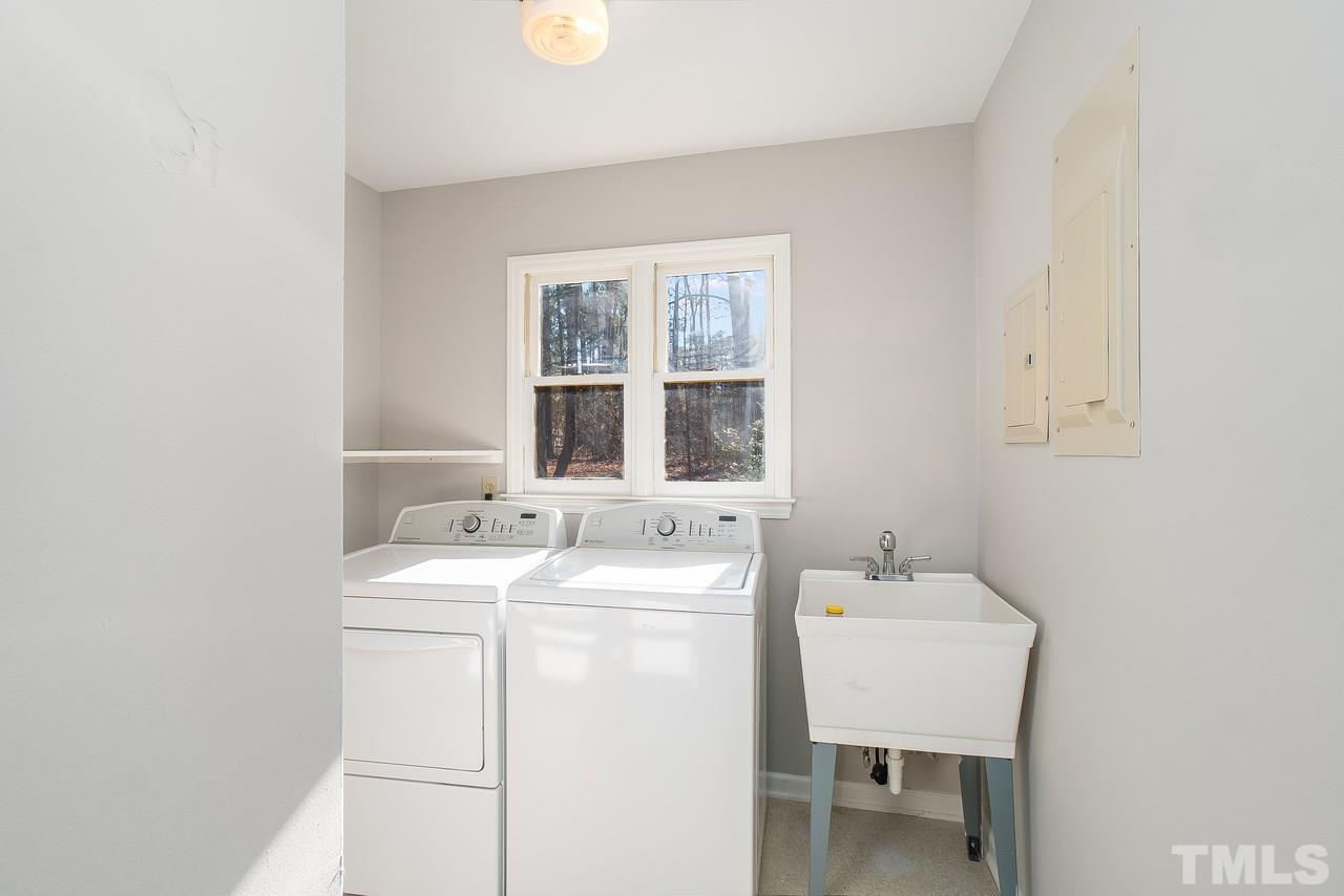 107 Highland Road Apex, NC 27523 - Photo 13 of 30 Gallery Image 13