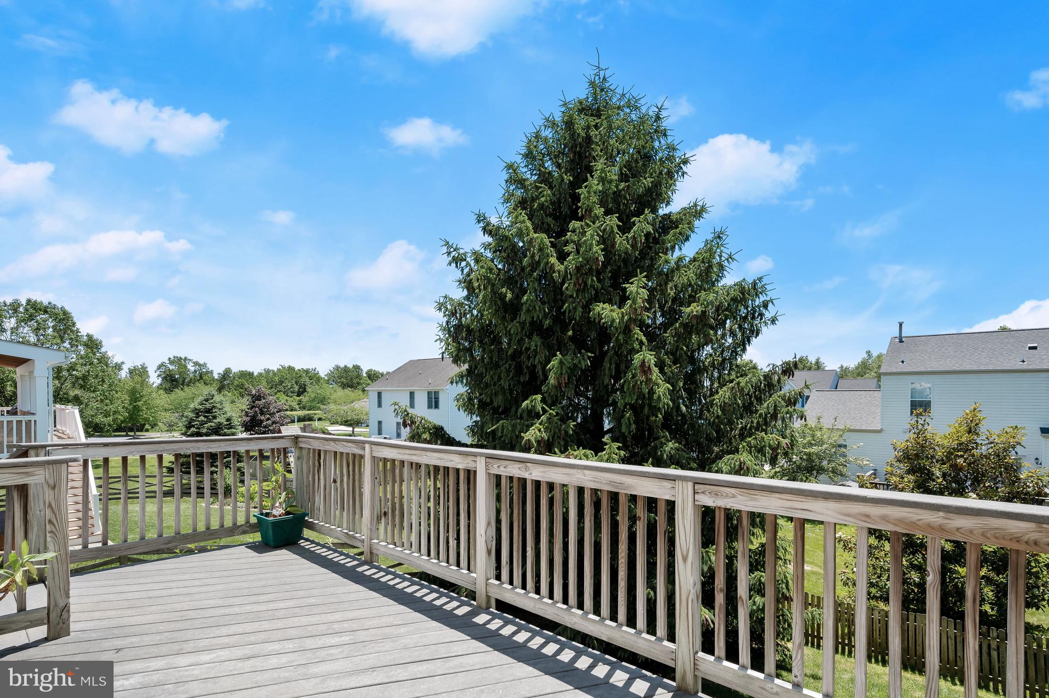 1406 Crossbow Road Mount Airy, MD 21771 - Photo 18 of 61 Two Tiered Deck