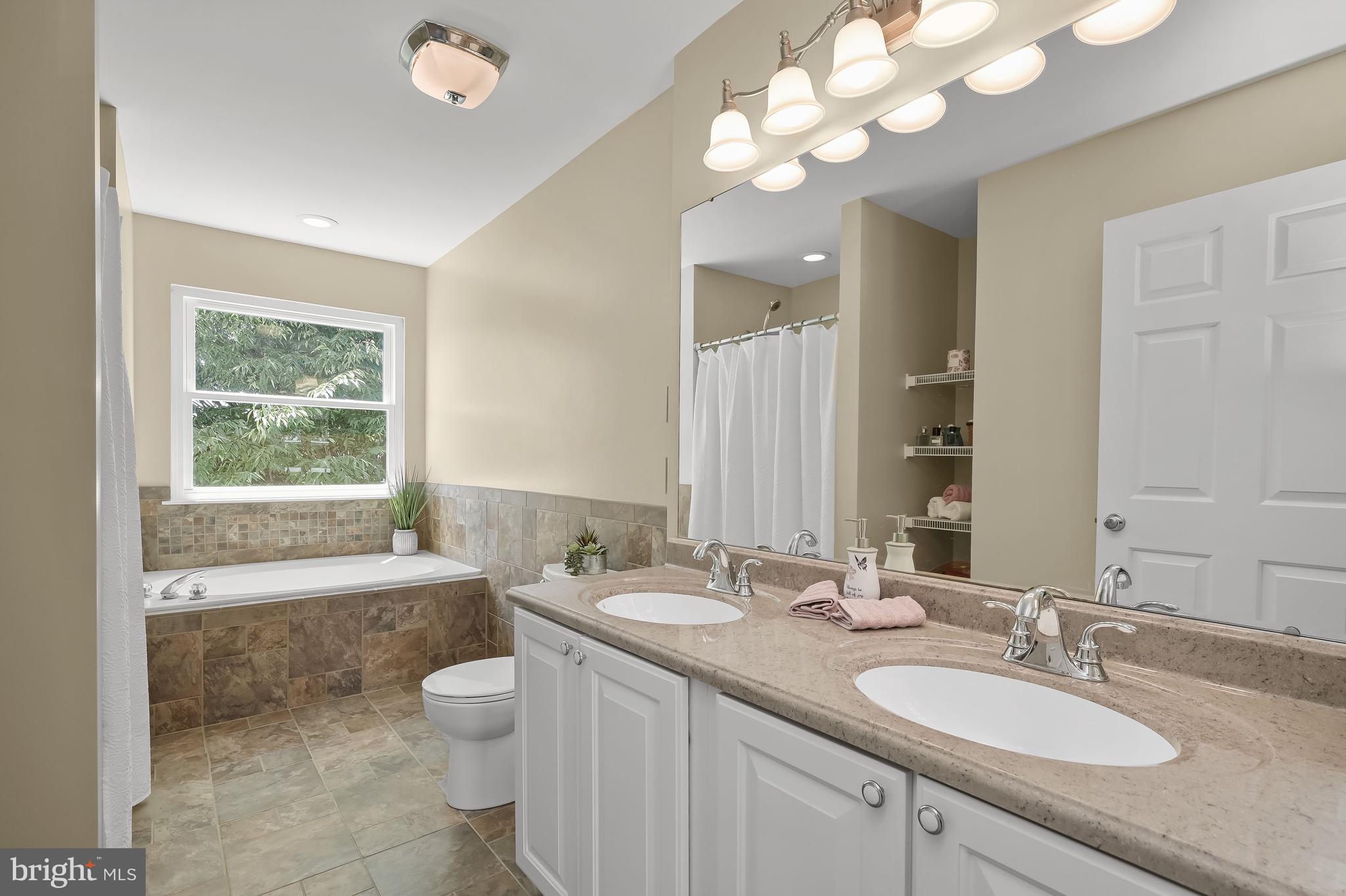 1406 Crossbow Road Mount Airy, MD 21771 - Photo 26 of 61 Primary Bath