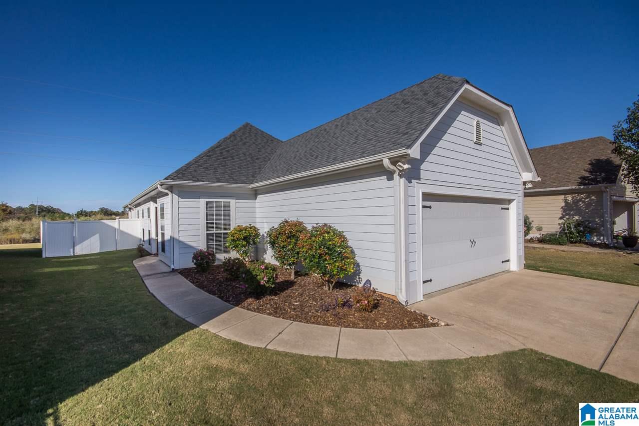 4919 Owens Loop Bessemer, AL 35022 - Photo 2 of 22