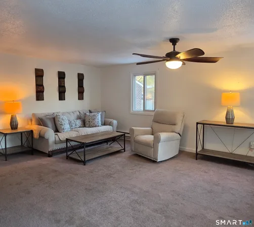 $2,150 | 7 Padanaram Road, Unit C77, Danbury, CT 06811