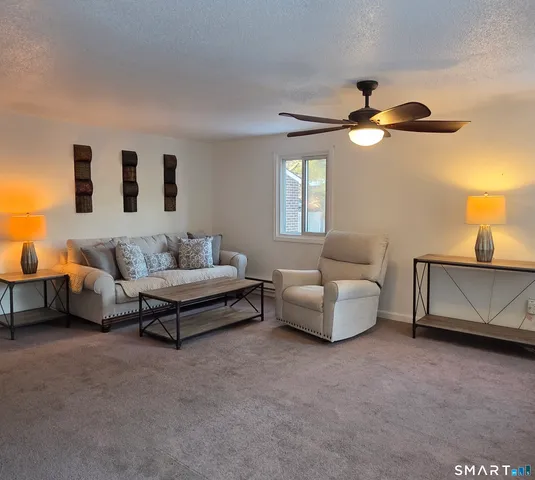 $2,250 | 7 Padanaram Road, Unit C77, Danbury, CT 06811