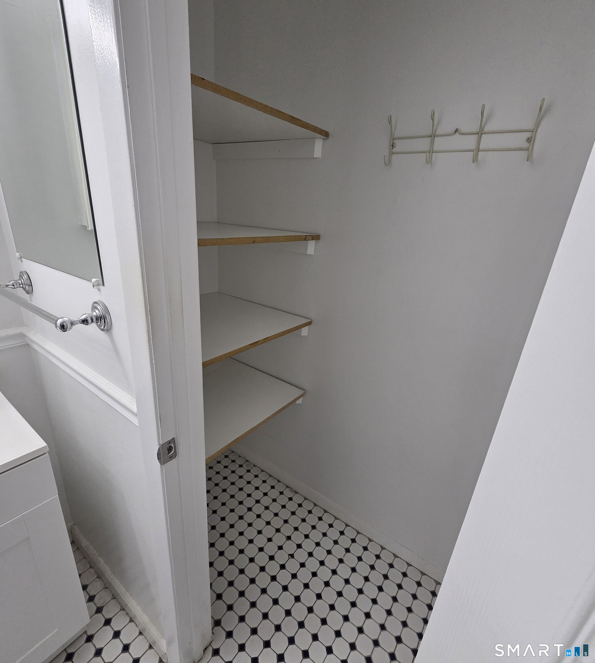 7 Padanaram Road, Unit C77 Danbury, CT 06811 - Photo 36 of 39