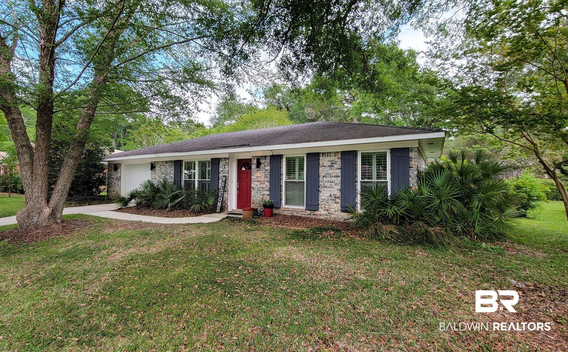 72 Paddock Drive Fairhope, AL 36532 - Photo 2 of 20