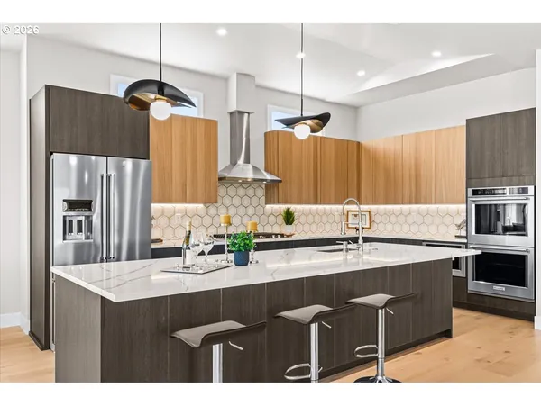 $1,389,900 | 852 Oak Street, Ashland, OR 97520