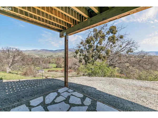 $1,389,900 | 852 Oak Street, Ashland, OR 97520