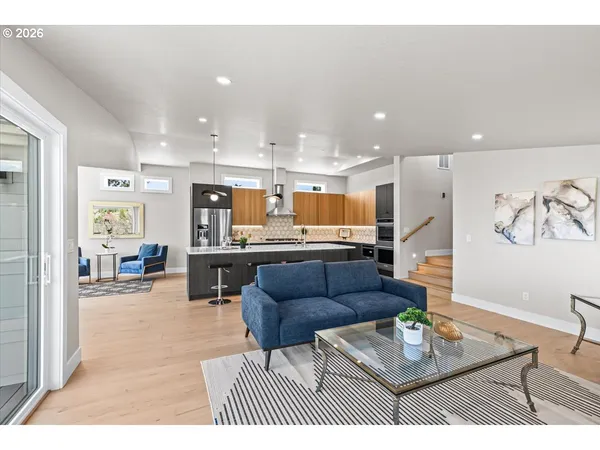 $1,389,900 | 852 Oak Street, Ashland, OR 97520