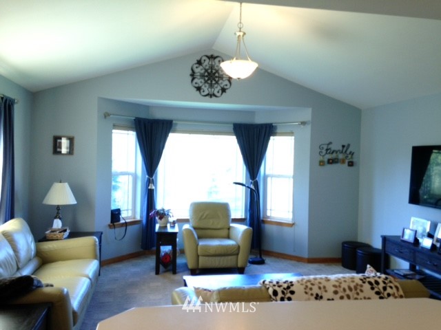 1055 Southeast Binns Swiger Loop Road Shelton, WA 98584 - Photo 6 of 25 Gallery Image 6