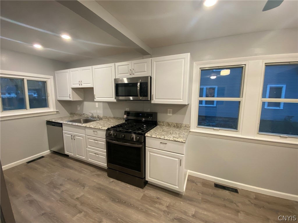 106 Sand Road Salina, NY 13212 - Photo 5 of 35