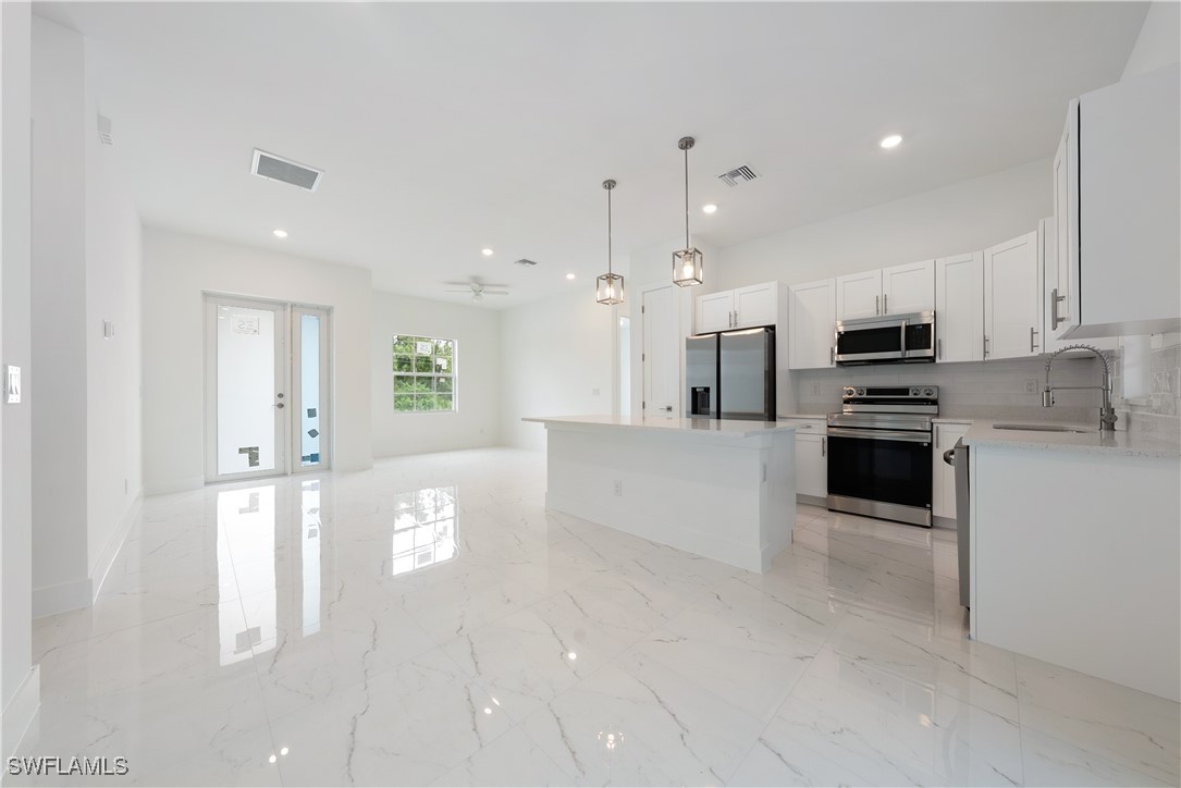 3005 8th Street West Lehigh Acres, FL 33971 - Photo 5 of 34