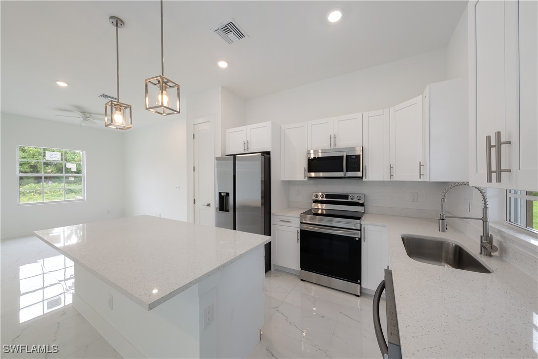 3005 8th Street West Lehigh Acres, FL 33971 - Photo 10 of 34