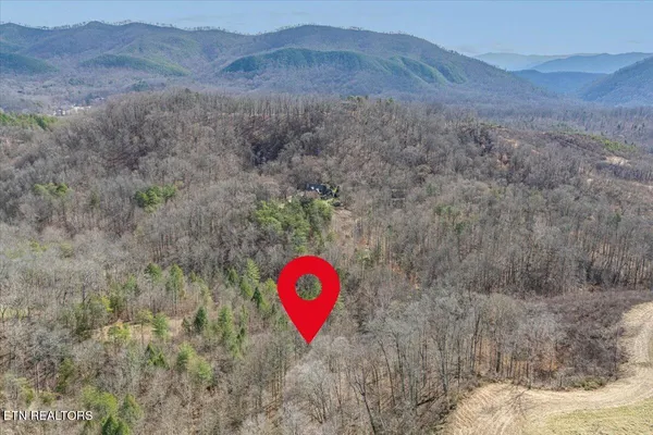 $350,000 | Ellejoy Crossing Way, Walland, TN 37886