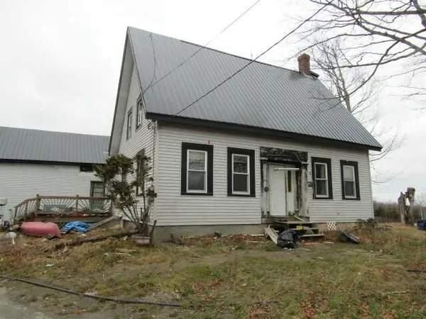 $60,000 | 281 St Albans Road, Corinna, ME 04928