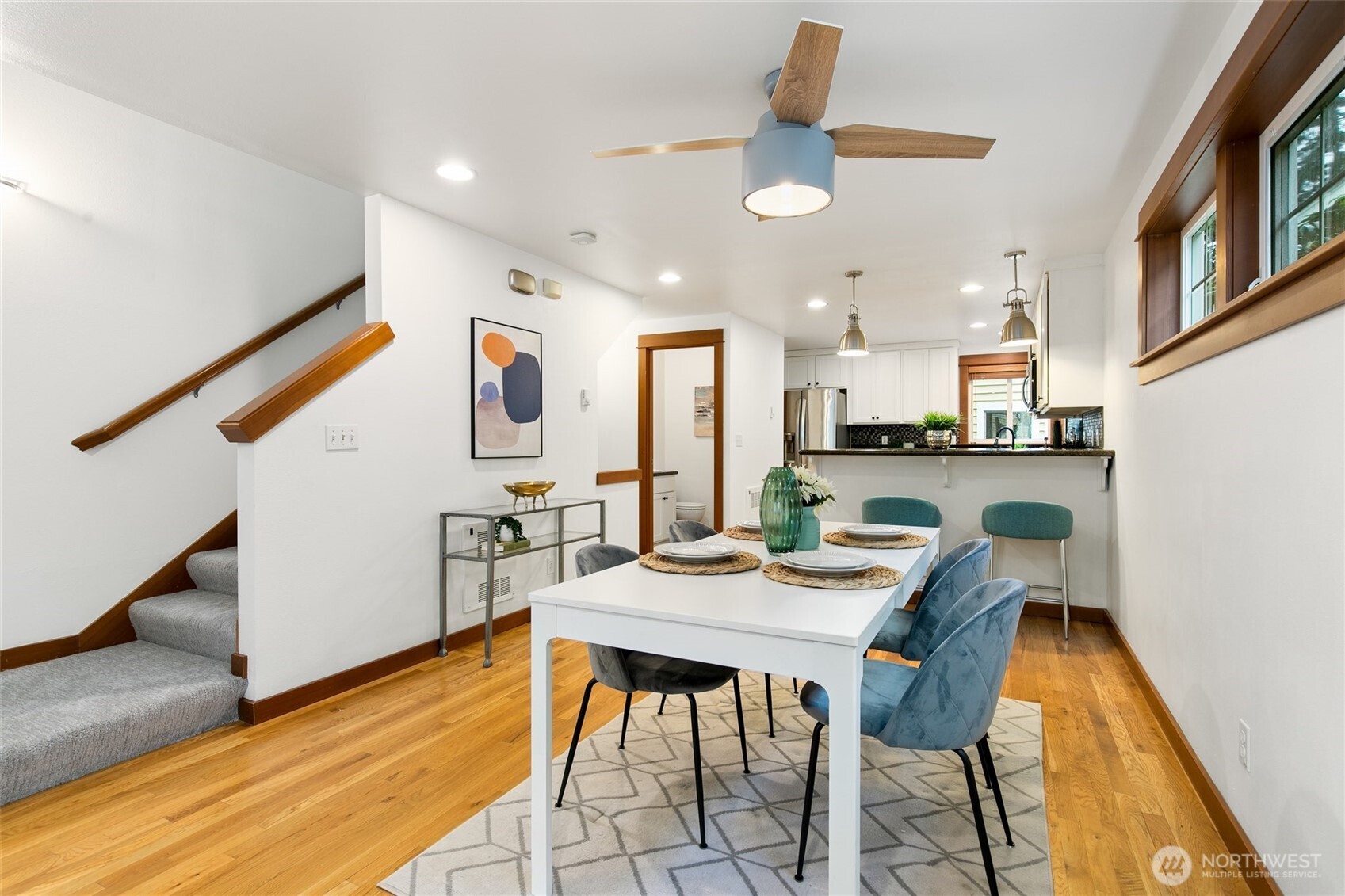 813 Northwest 97th Street, Unit B Seattle, WA 98117 - Photo 17 of 28