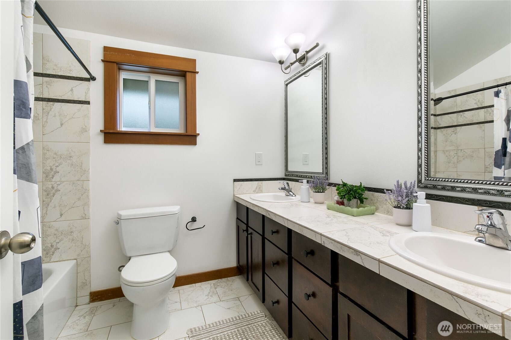 813 Northwest 97th Street, Unit B Seattle, WA 98117 - Photo 24 of 28