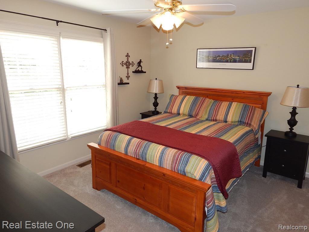 1695 Devonwood Drive Rochester, MI 48306 - Photo 23 of 37 bedroom2.jpg