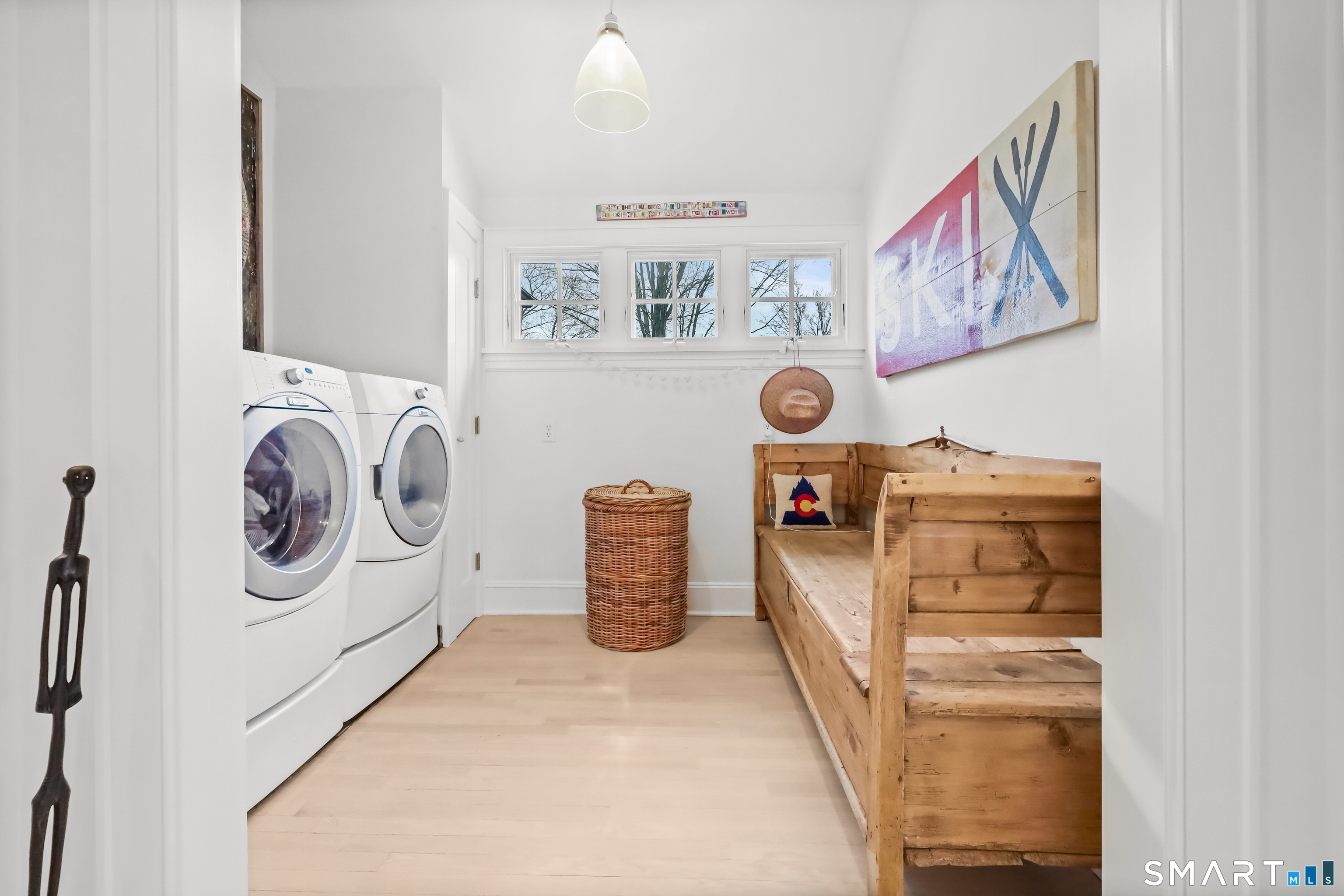 164 Wakeman Road Fairfield, CT 06824 - Photo 15 of 41