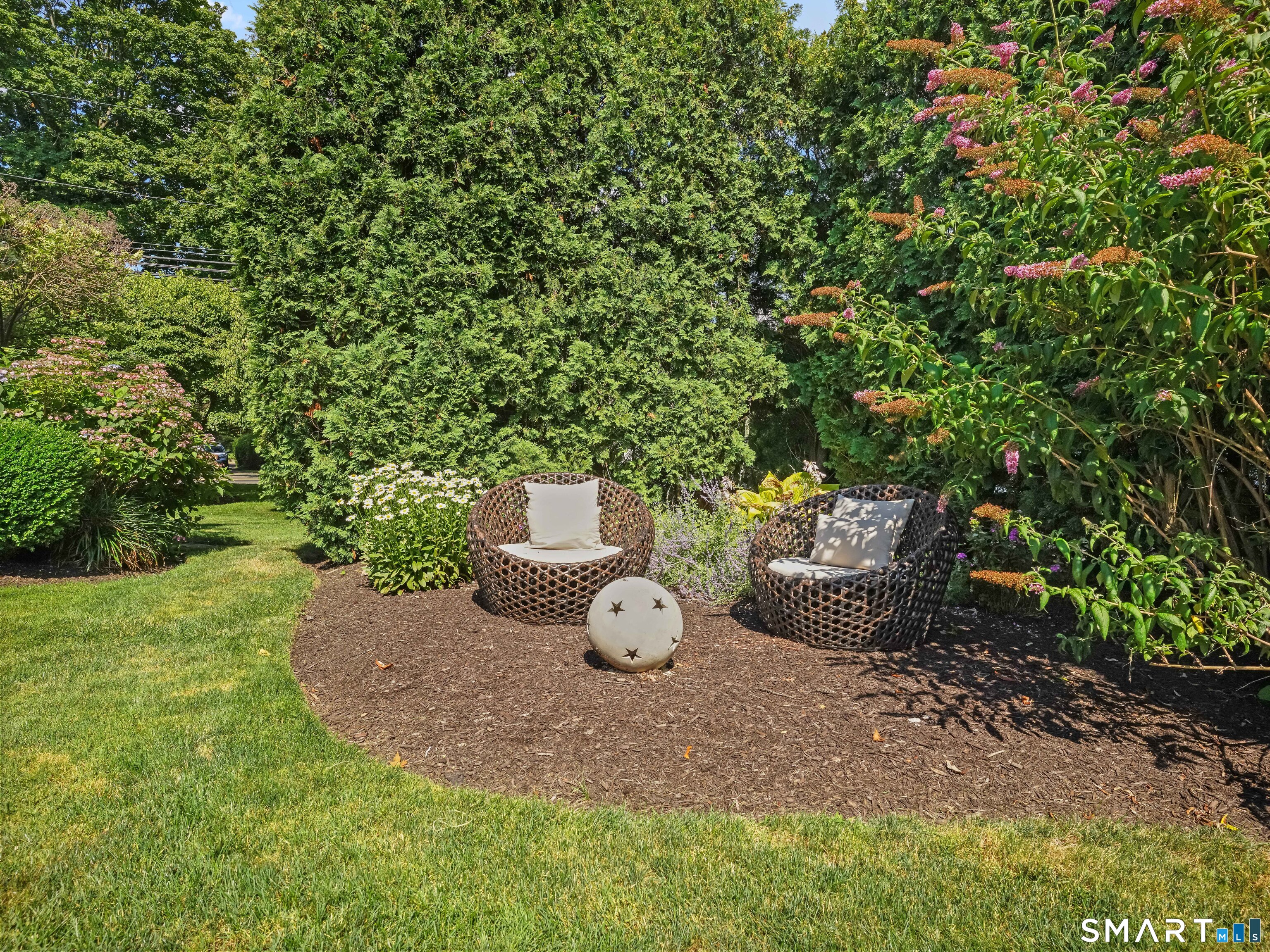 164 Wakeman Road Fairfield, CT 06824 - Photo 21 of 41