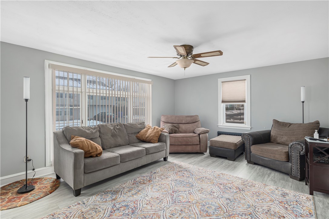 78 Warwick Road Pawtucket, RI 02861 - Photo 7 of 22