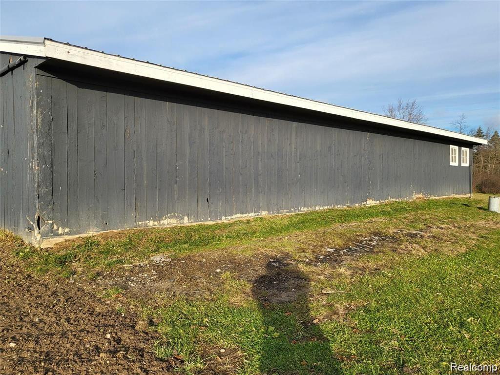 4320 West Oregon Road Lapeer, MI 48446 - Photo 39 of 63