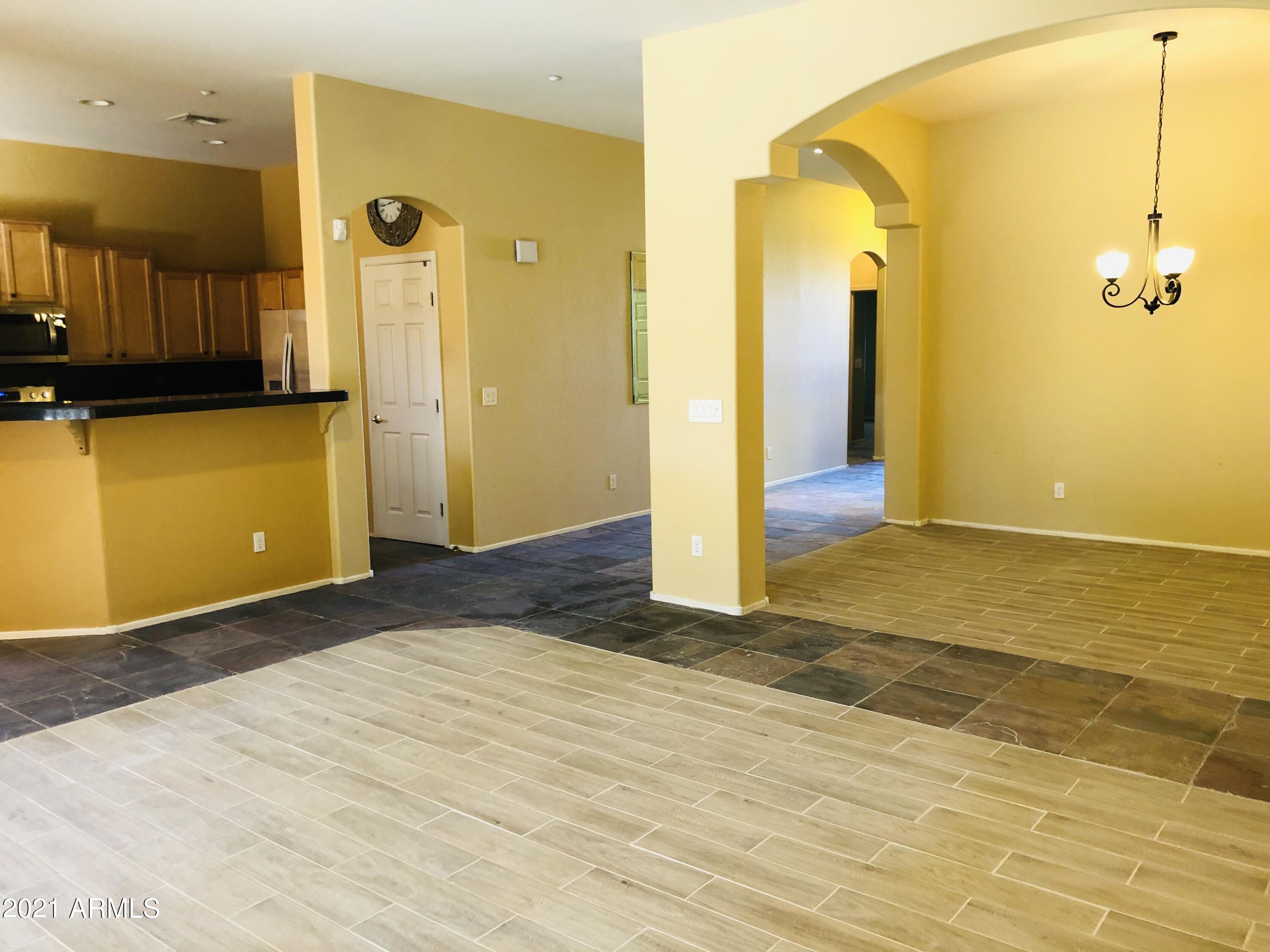 10453 East Pine Valley Drive Scottsdale, AZ 85255 - Photo 4 of 35 a view of a bathroom with a shower