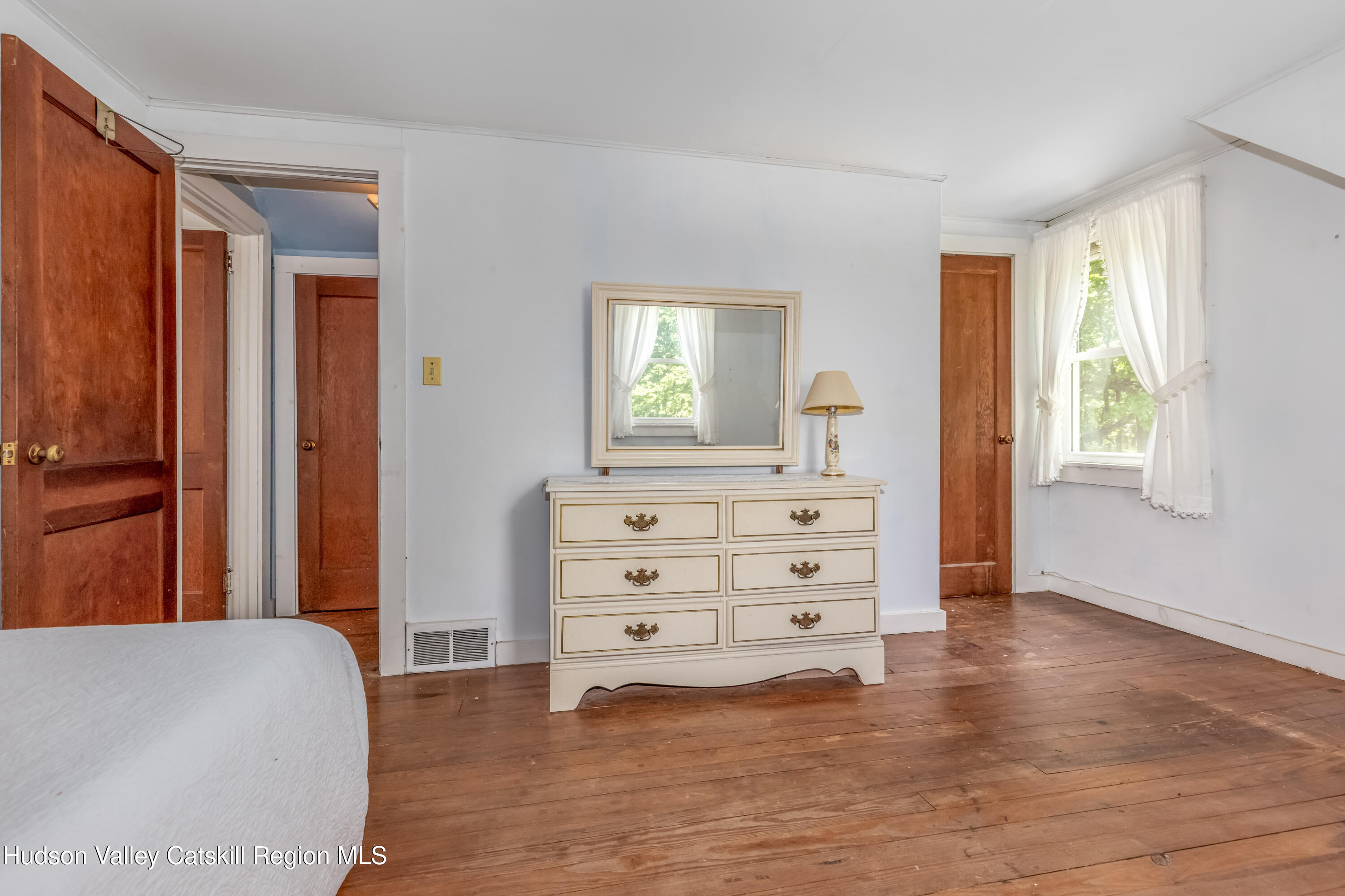 182 Sams Point Road Cragsmoor, NY 12566 - Photo 18 of 23 182_SamsPoint_bedroom