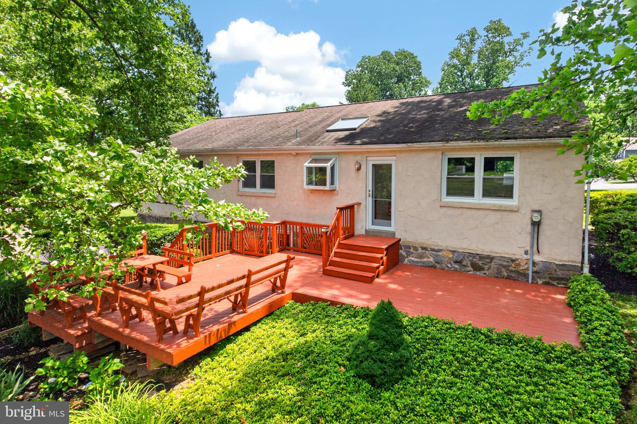 1190 Beaumont Road Berwyn, PA 19312 - Photo 29 of 36