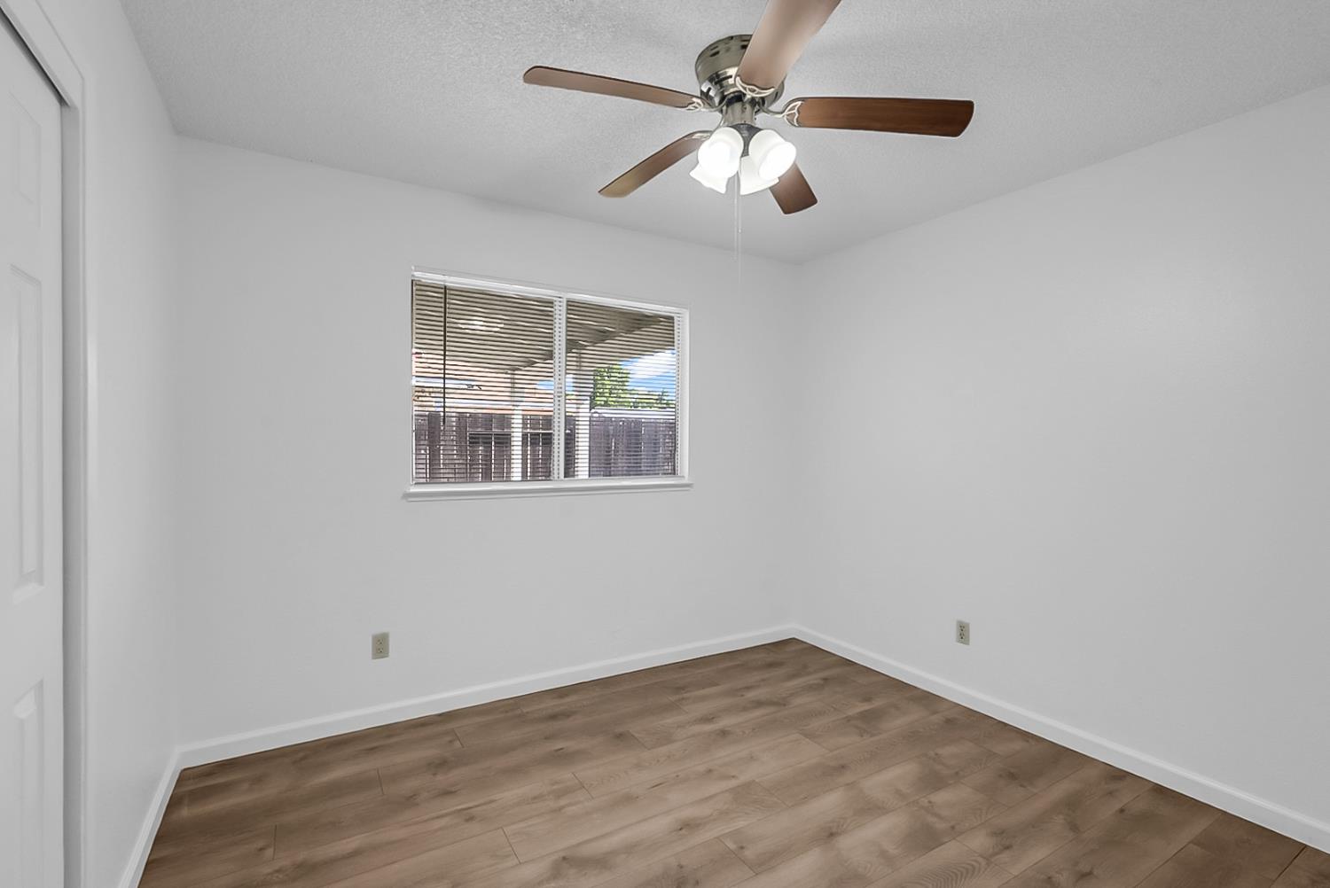 320 Scout Way Modesto, CA 95351 - Photo 10 of 24