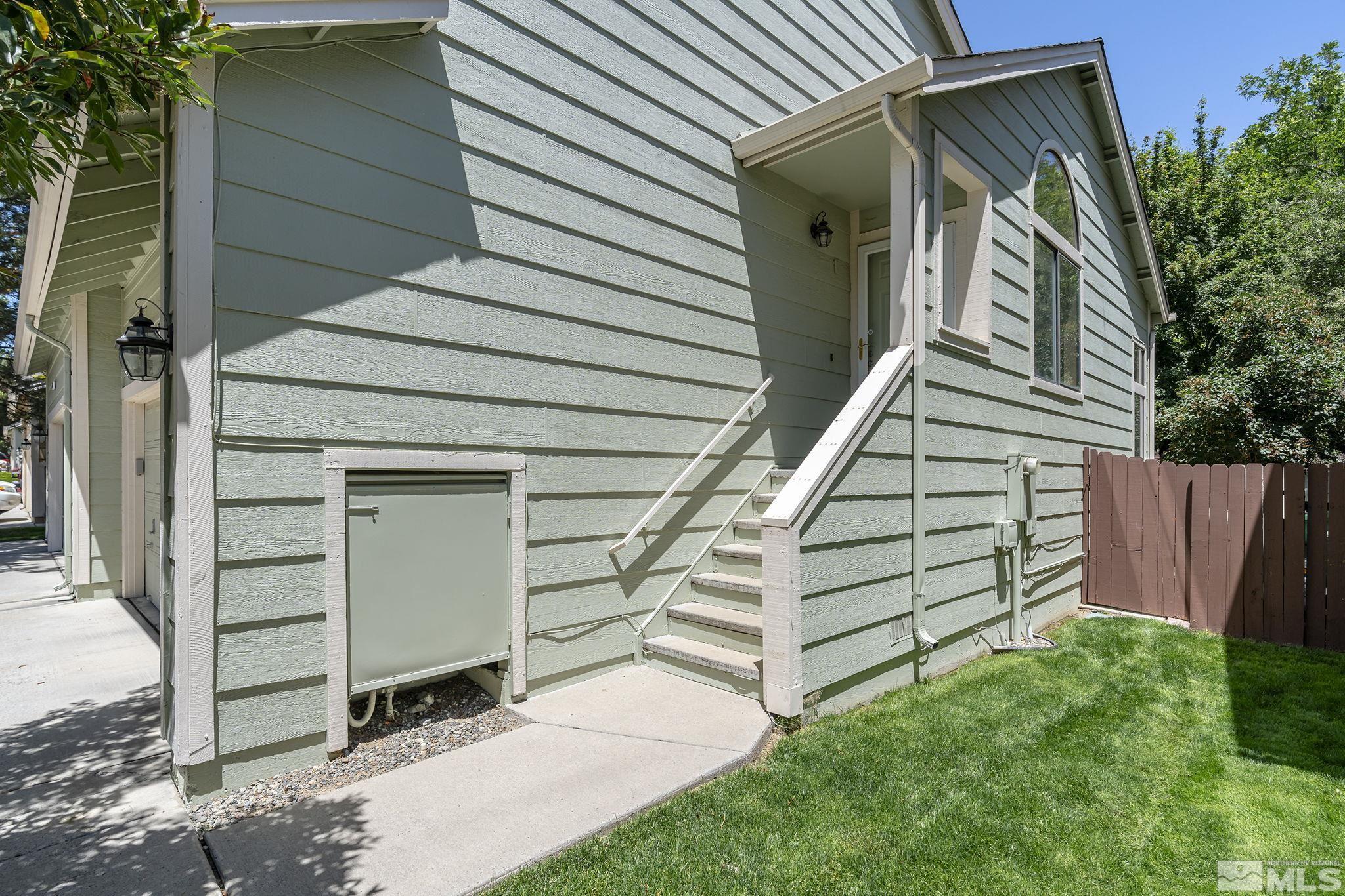 4334 Leeward Lane Reno, NV 89502 - Photo 2 of 22 Photo 2