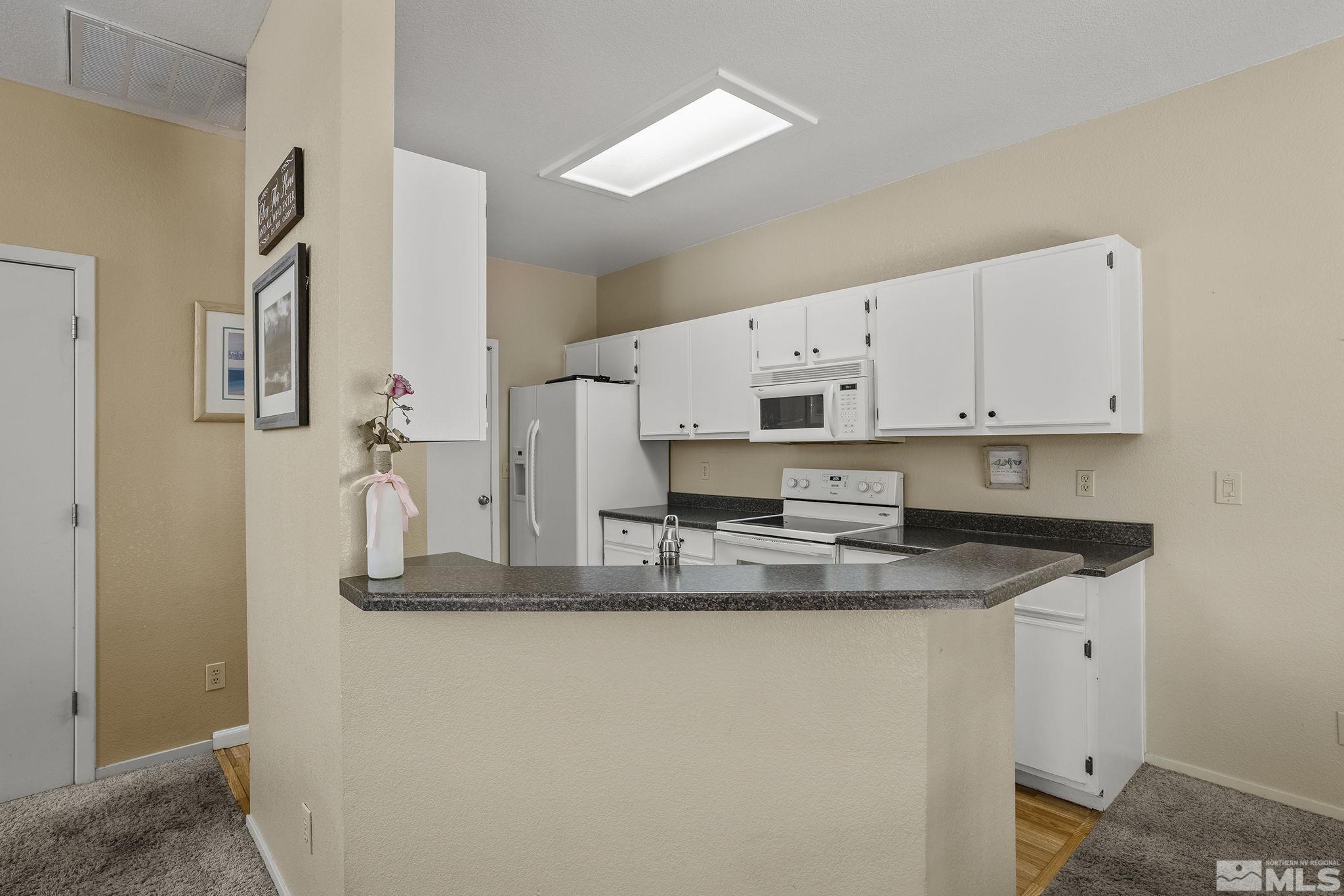 4334 Leeward Lane Reno, NV 89502 - Photo 9 of 22 Photo 9