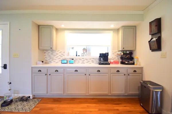 $215,000 | 15665 North Angling Lane, Mount Vernon, IL 62864