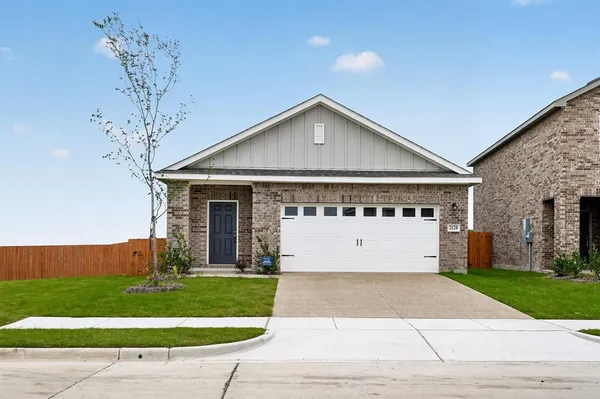 $1,995 | 2128 Mdw Pk Drive, Melissa, TX 75454