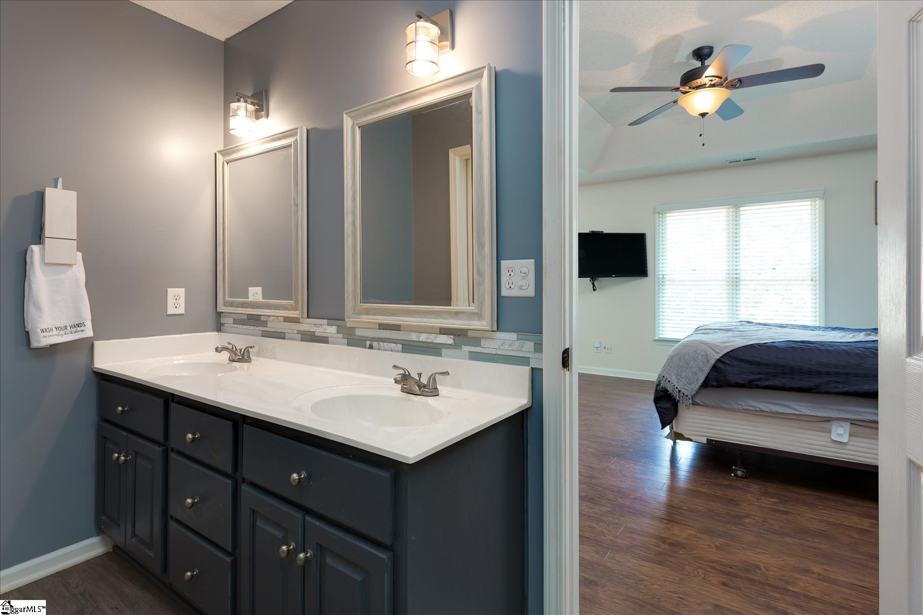 116 Spring Lake Loop Simpsonville, SC 29681 - Photo 27 of 33