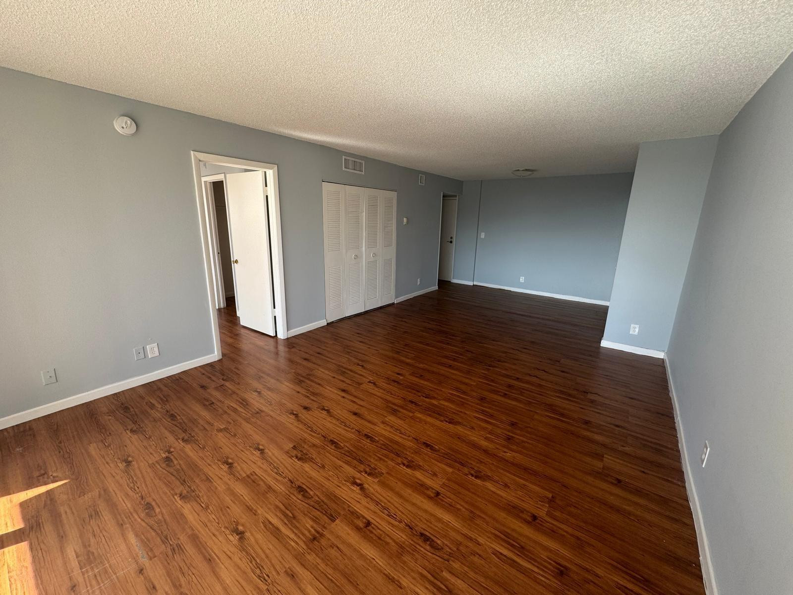 4222 Inverrary Boulevard, Unit 4313 Lauderhill, FL 33319 - Photo 4 of 7 Photo 4