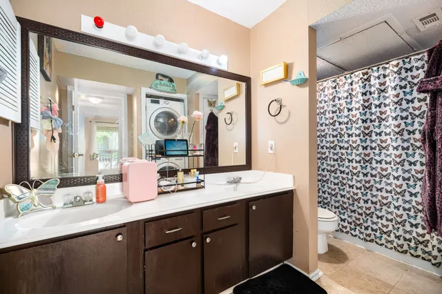 $97,500 | 7950 North Stadium Drive, Unit 138, Houston, TX 77030