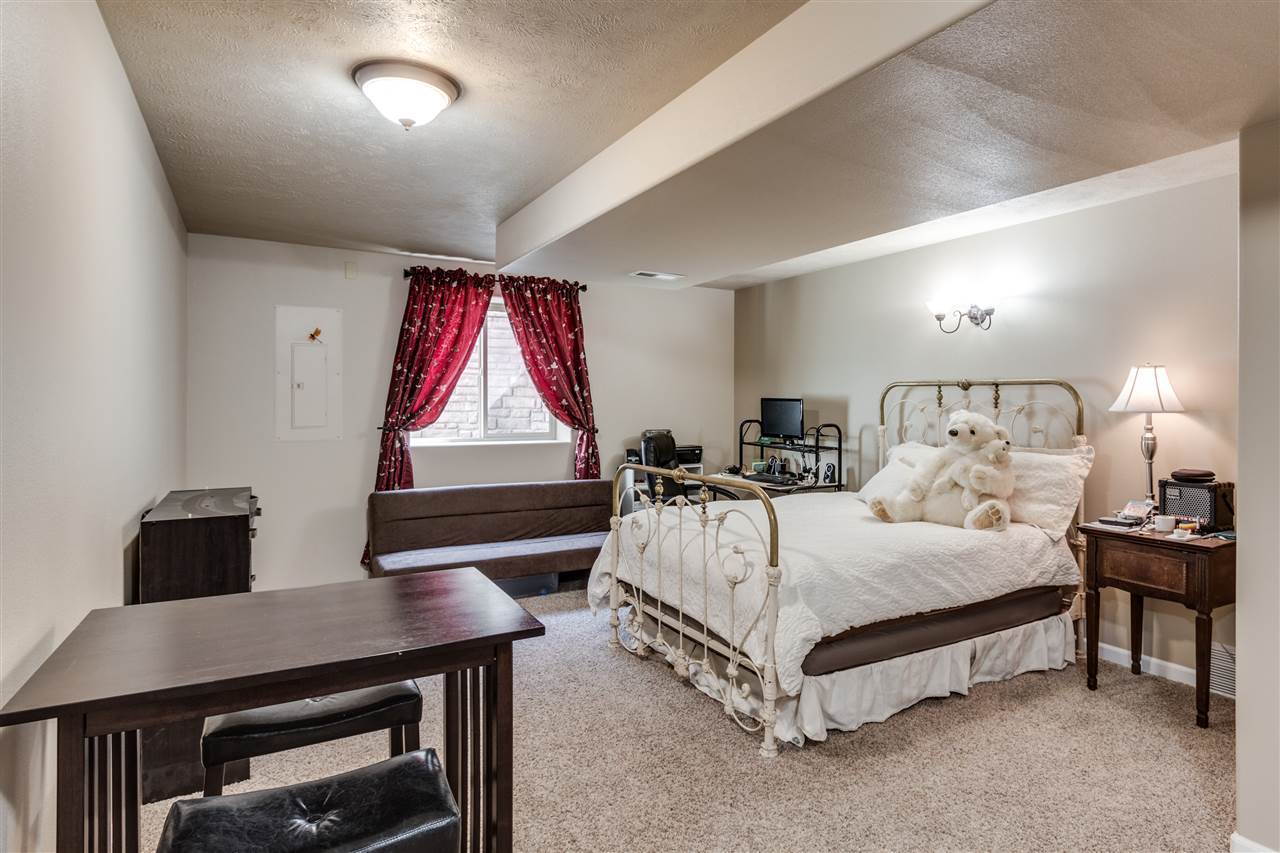 17416 East Apollo Road Greenacres, WA 99016 - Photo 12 of 20 Gallery Image 12