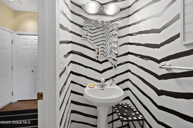 $3,200 | 91 Vista Drive, Saratoga Springs, NY 12866