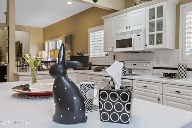 $3,200 | 91 Vista Drive, Saratoga Springs, NY 12866