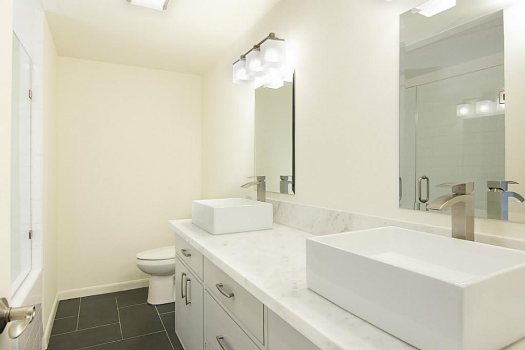 5000 Montrose Boulevard, Unit 9D Houston, TX 77006 - Photo 7 of 24