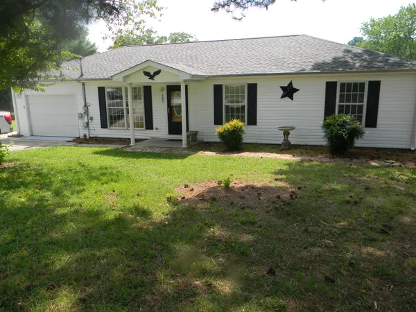 $247,500 | 102 McKinney Street, Estill Springs, TN 37330