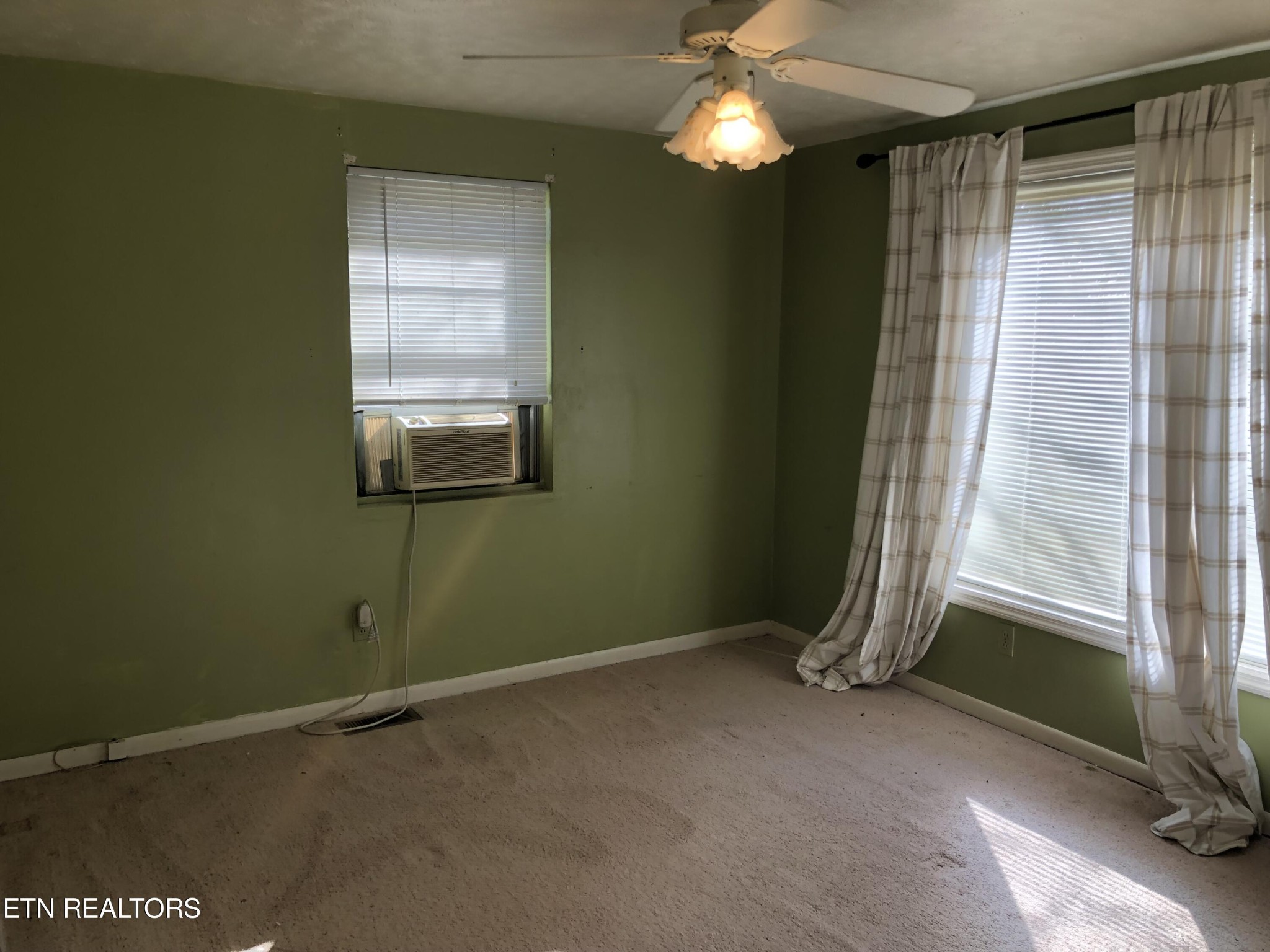 238 Stephens Road Oliver Springs, TN 37840 - Photo 7 of 21 Gallery Image 7