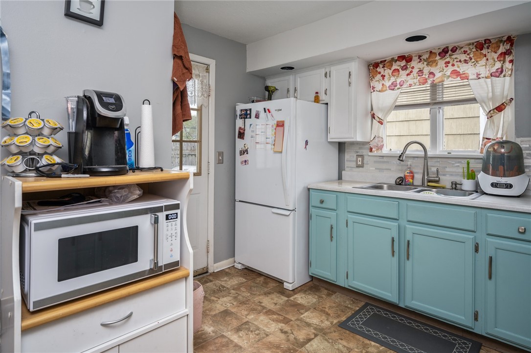 52 Haddon Road Greece, NY 14626 - Photo 7 of 27